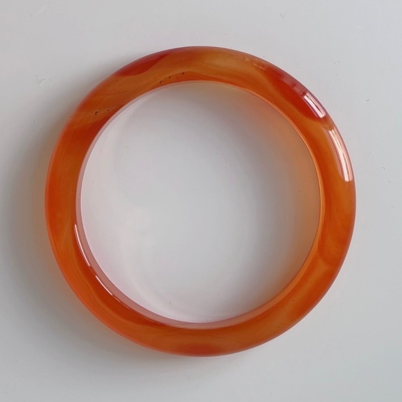 60mm Natural Carnelian Agate Round Bangle BA128 - Picture 1 of 9